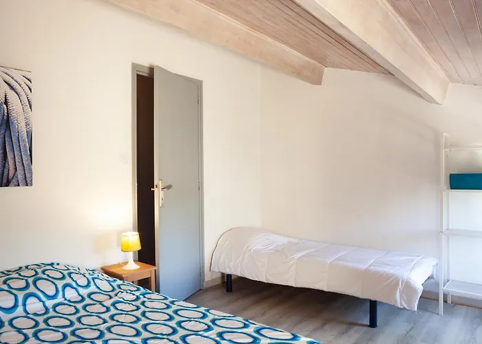 Maison Roxane *